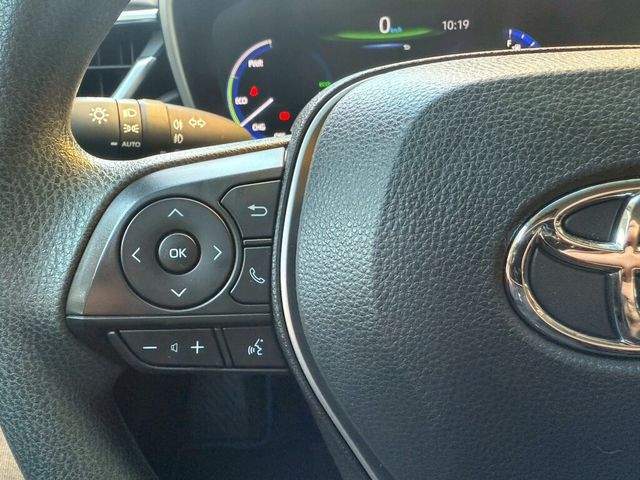 TOYOTA豐田 COROLLA ALTIS HYBRID  第9張相片