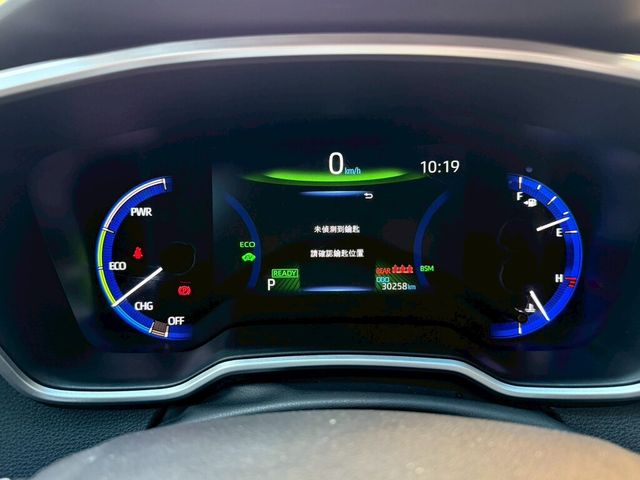 TOYOTA豐田 COROLLA ALTIS HYBRID  第11張相片