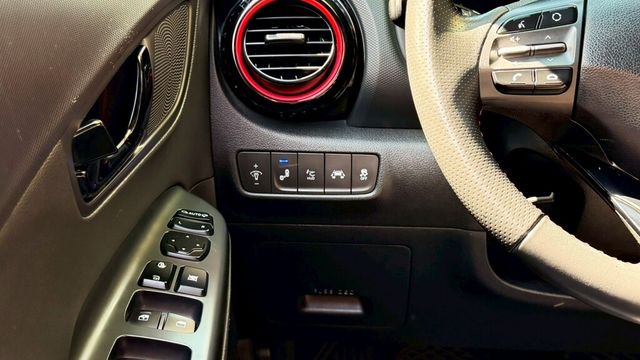 HYUNDAI現代 KONA  第13張相片