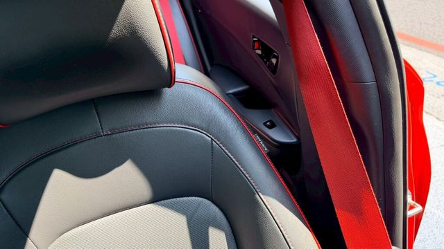 HYUNDAI現代 KONA  第15張相片