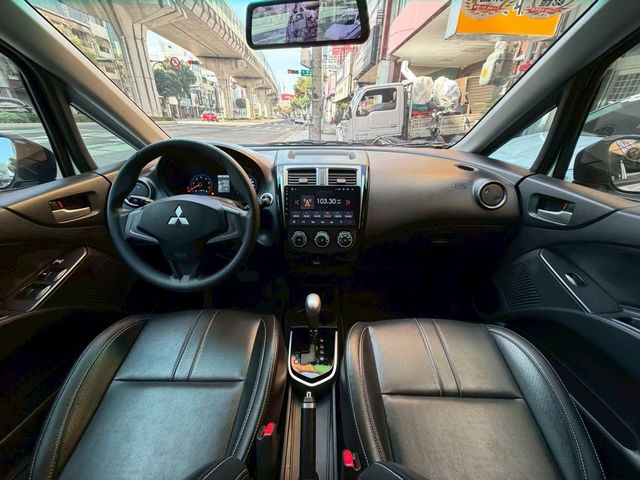 MITSUBISHI三菱 COLT PLUS  第8張相片
