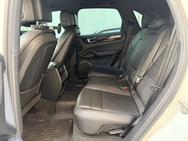 PORSCHE保時捷 CAYENNE  第8張相片