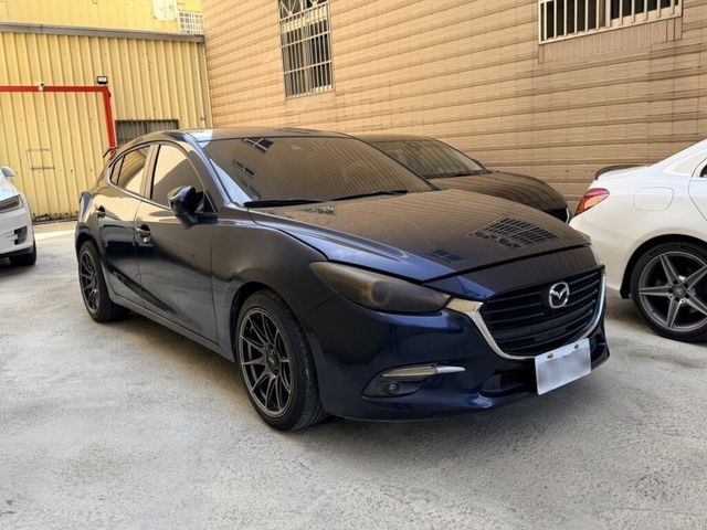 MAZDA馬自達 MAZDA 3  第3張相片