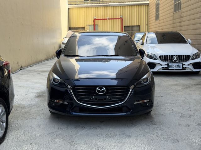 MAZDA馬自達 MAZDA 3  第2張相片