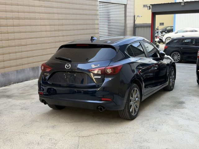 MAZDA馬自達 MAZDA 3  第4張相片