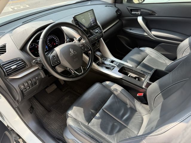 MITSUBISHI三菱 ECLIPSE  第6張相片