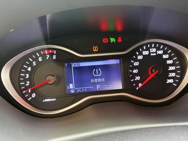 MITSUBISHI三菱 GRAND LANCER  第5張相片