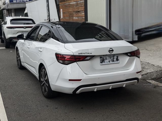 NISSAN日產 SENTRA  第2張相片