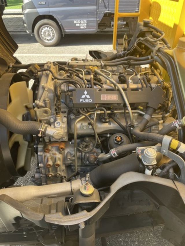 MITSUBISHI三菱 CANTER  第6張相片
