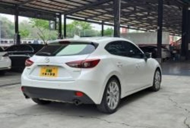 MAZDA馬自達 MAZDA 3  第3張相片