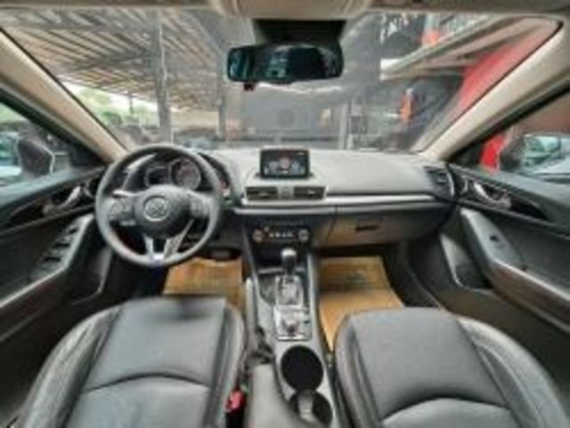 MAZDA馬自達 MAZDA 3  第7張相片