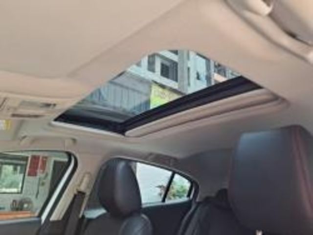 MAZDA馬自達 MAZDA 3  第12張相片