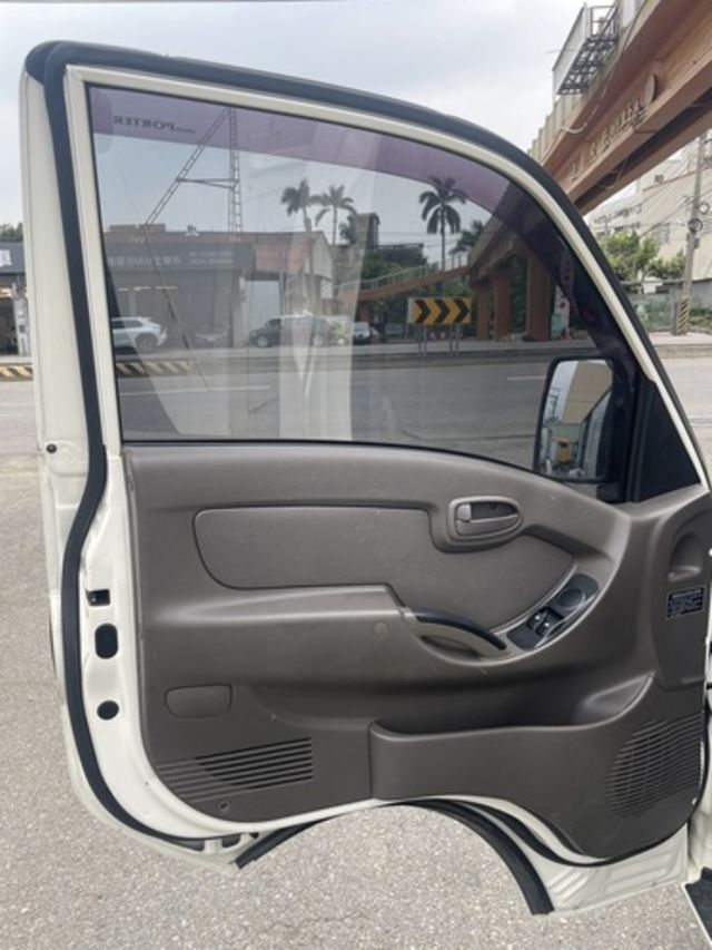 HYUNDAI現代 PORTER  第7張相片