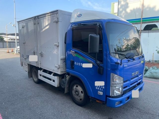 ISUZU五十鈴 ELF  第1張相片