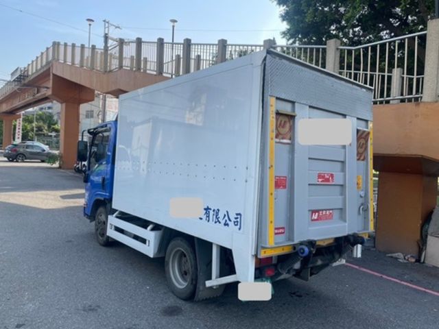 ISUZU五十鈴 ELF  第16張相片