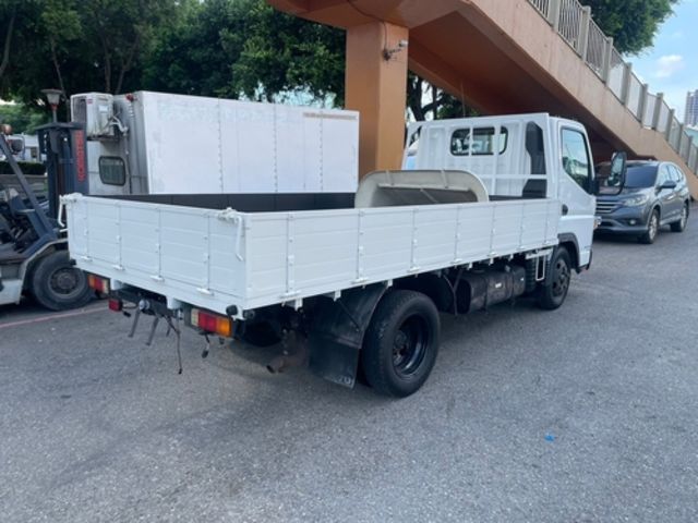 MITSUBISHI三菱 CANTER  第2張相片