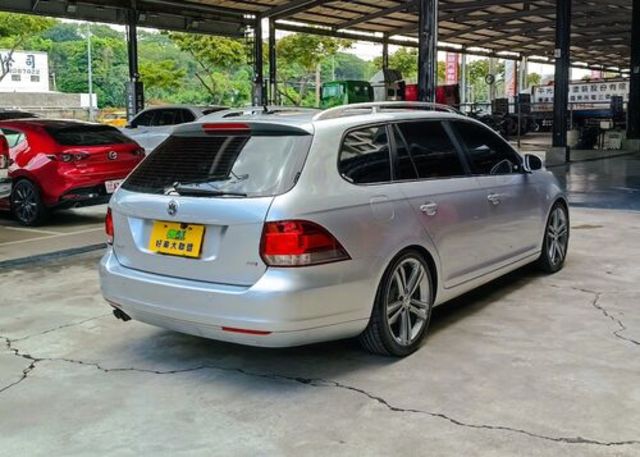 VOLKSWAGEN福斯 GOLF VARIANT  第2張相片