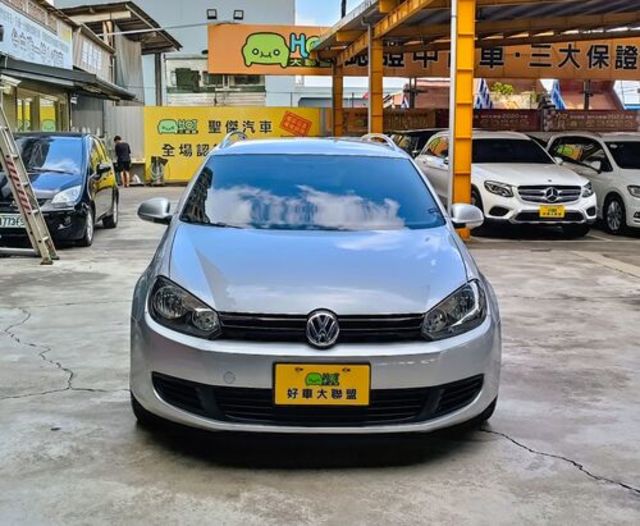 VOLKSWAGEN福斯 GOLF VARIANT  第3張相片