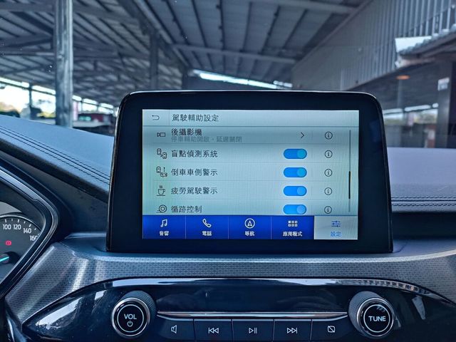 FORD福特 KUGA  第18張相片