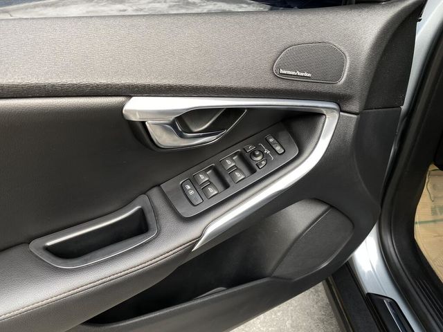 VOLVO富豪 V40 CROSS COUNTRY  第10張相片