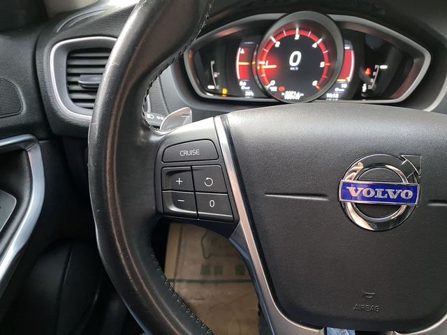 VOLVO富豪 V40 CROSS COUNTRY  第16張相片