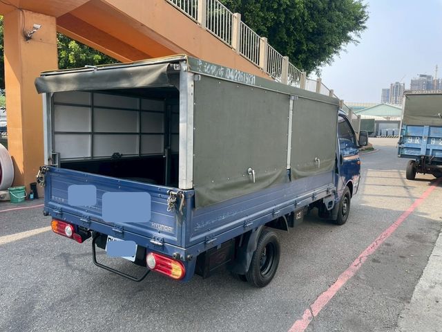 HYUNDAI現代 PORTER  第2張相片
