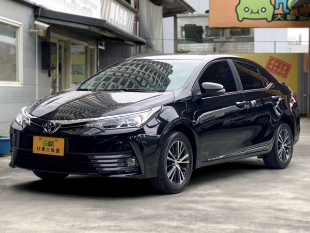 TOYOTA豐田 ALTIS  第1張相片