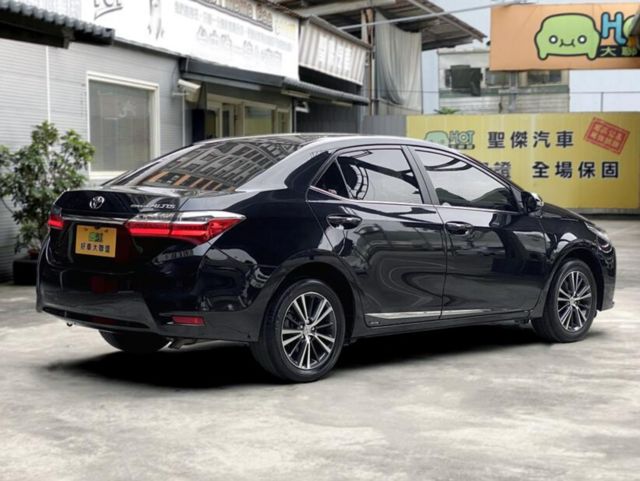 TOYOTA豐田 ALTIS  第2張相片