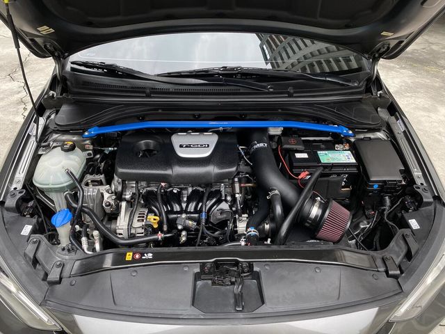 HYUNDAI現代 ELANTRA  第6張相片