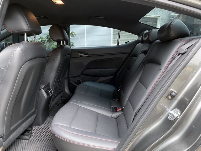 HYUNDAI現代 ELANTRA  第18張相片