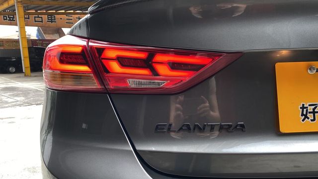 HYUNDAI現代 ELANTRA  第20張相片