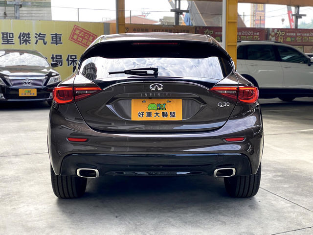 INFINITI無限 Q30  第4張相片
