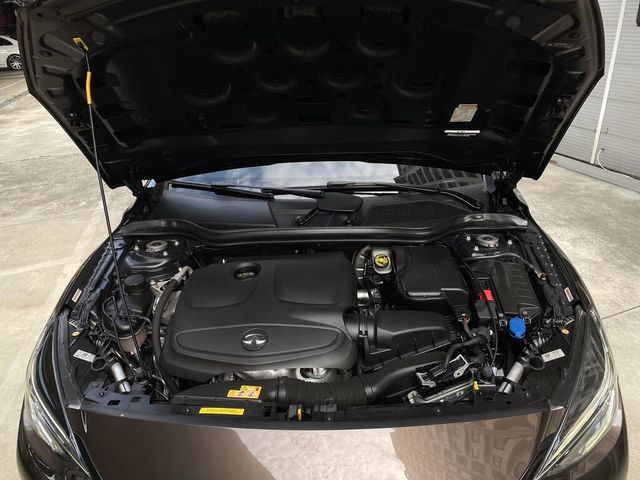 INFINITI無限 Q30  第6張相片