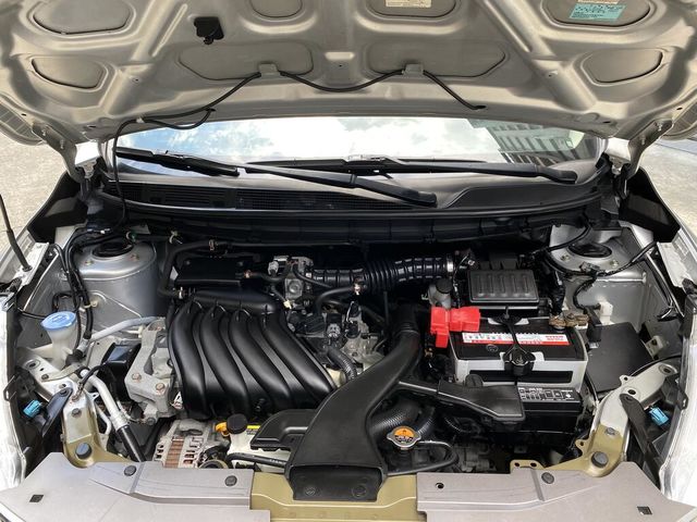 NISSAN日產 LIVINA  第6張相片
