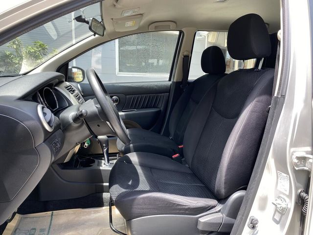 NISSAN日產 LIVINA  第8張相片