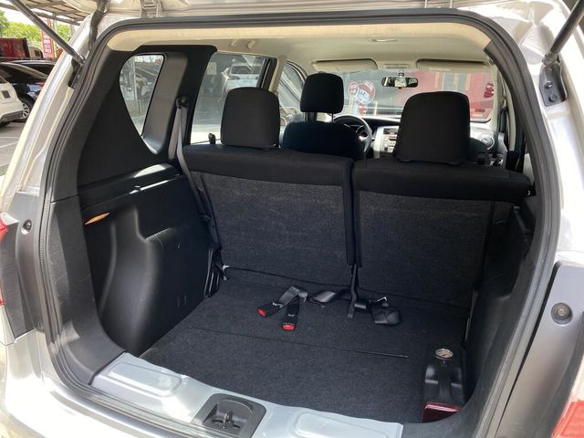 NISSAN日產 LIVINA  第17張相片