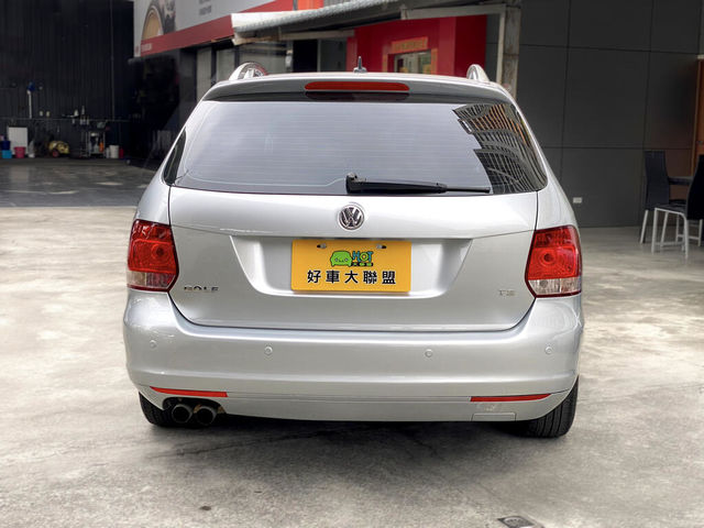 VOLKSWAGEN福斯 GOLF VARIANT  第4張相片