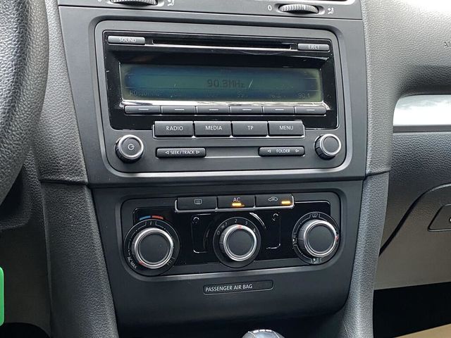 VOLKSWAGEN福斯 GOLF VARIANT  第13張相片