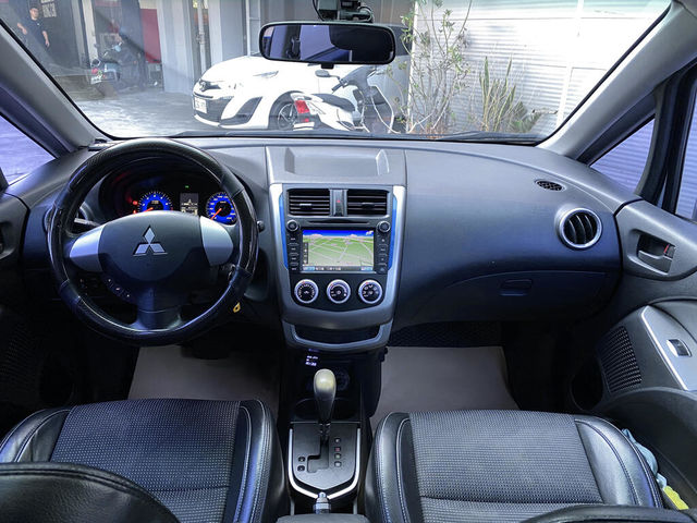 MITSUBISHI三菱 COLT PLUS  第5張相片