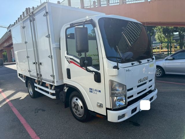ISUZU五十鈴 ELF  第3張相片