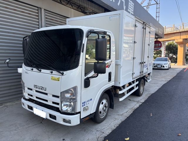 ISUZU五十鈴 ELF  第1張相片