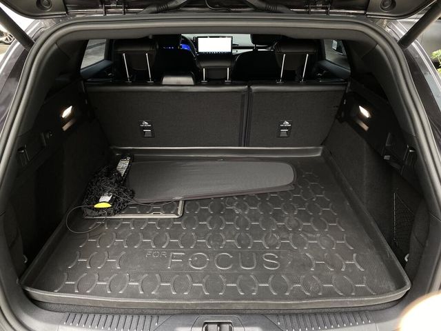 FORD福特 FOCUS WAGON  第19張相片