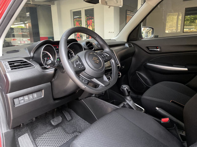 SUZUKI鈴木 SWIFT  第10張相片