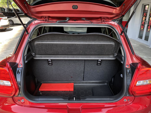 SUZUKI鈴木 SWIFT  第20張相片