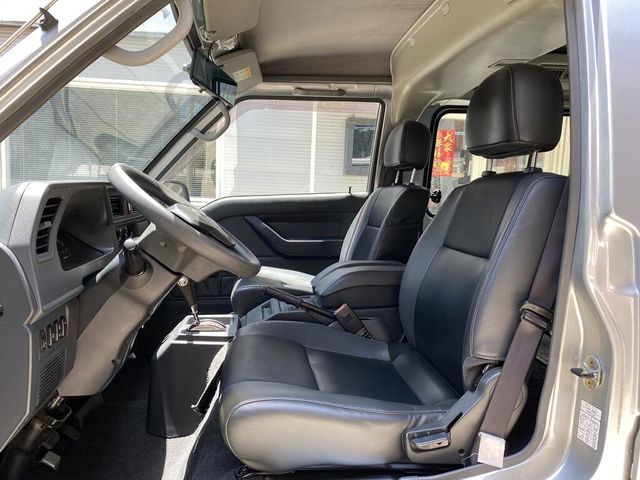 MITSUBISHI三菱 DELICA  第10張相片