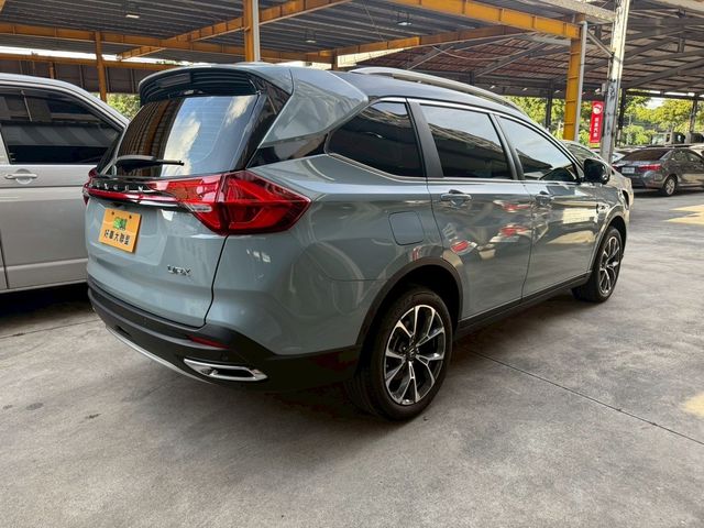 LUXGEN納智捷 URX  第4張相片