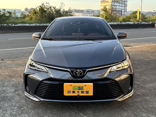 TOYOTA豐田 ALTIS  第2張相片