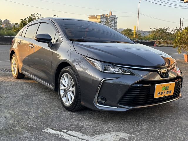 TOYOTA豐田 ALTIS  第3張相片