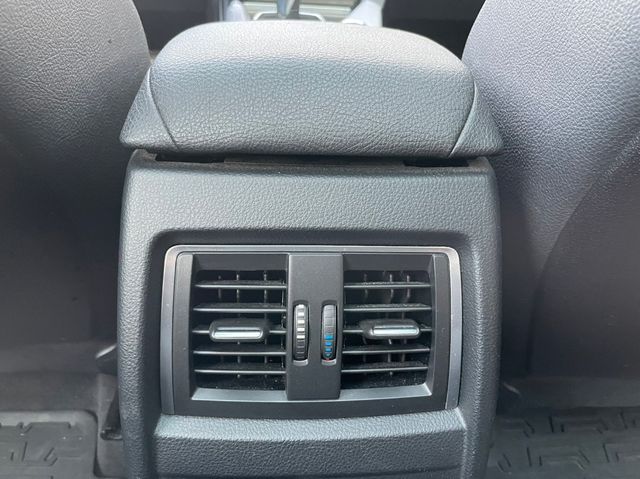 BMW寶馬 320 GT  第10張相片