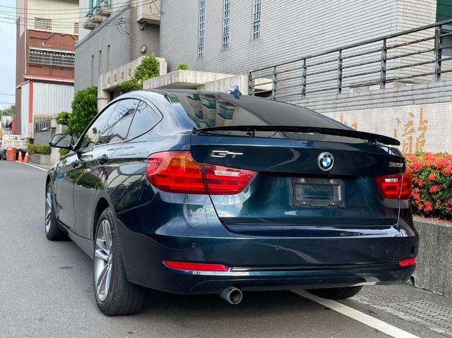BMW寶馬 320 GT  第17張相片